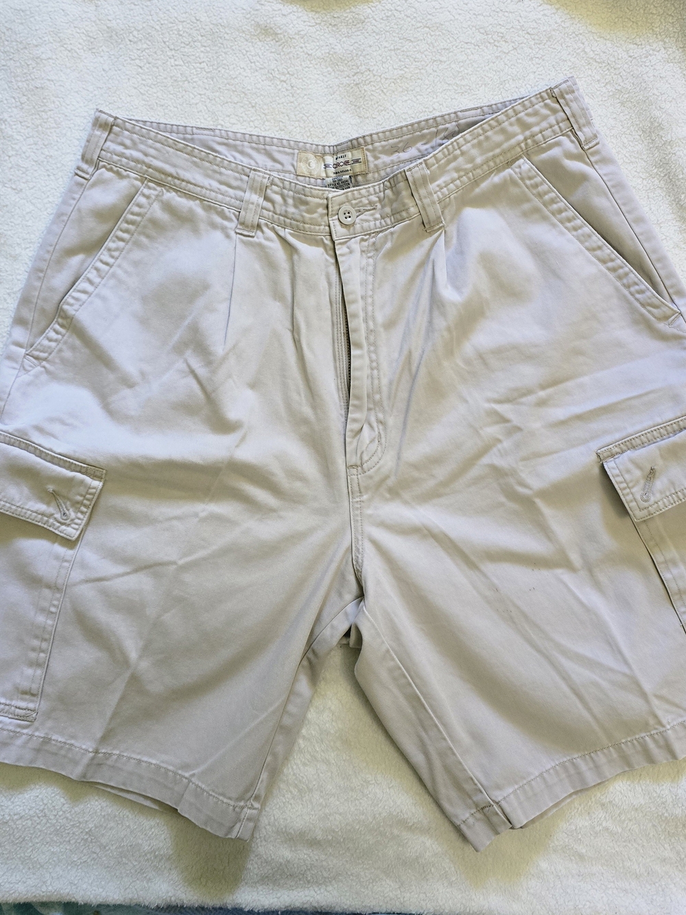 Cherokee Men's Cargo Shorts in Light Tan